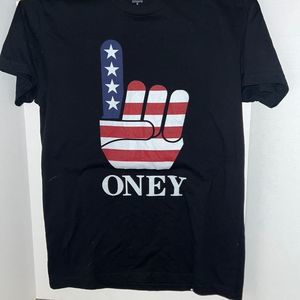 Black print tshirt size small no tags.